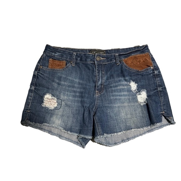 Pants - Woman’s shorts